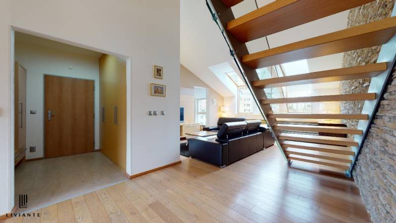 Rent Four+ bedroom apartment, Four+ bedroom apartment, Námestie sv. Fr