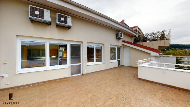 Rent Four+ bedroom apartment, Four+ bedroom apartment, Námestie sv. Fr