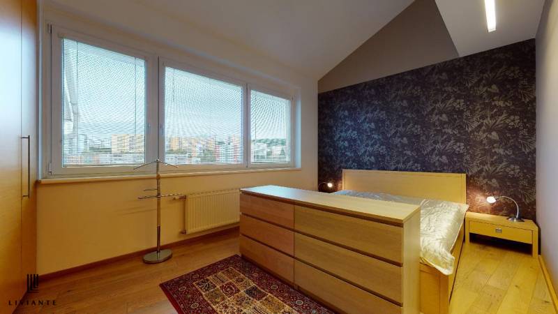 Rent Four+ bedroom apartment, Four+ bedroom apartment, Námestie sv. Fr