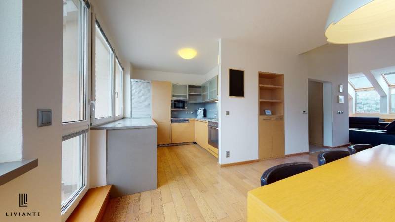 Rent Four+ bedroom apartment, Four+ bedroom apartment, Námestie sv. Fr