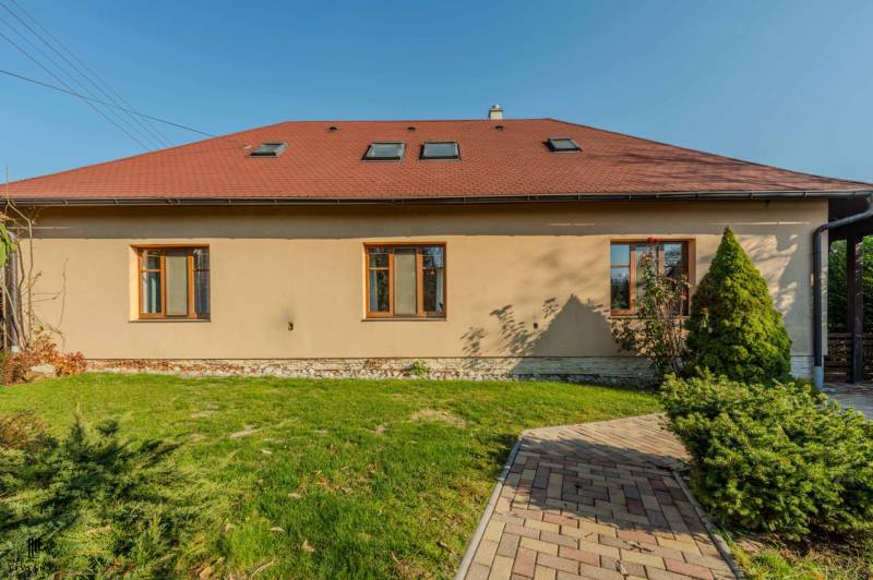 Sale Family house, Family house, Obrancov mieru, Banská Štiavnica, Slo