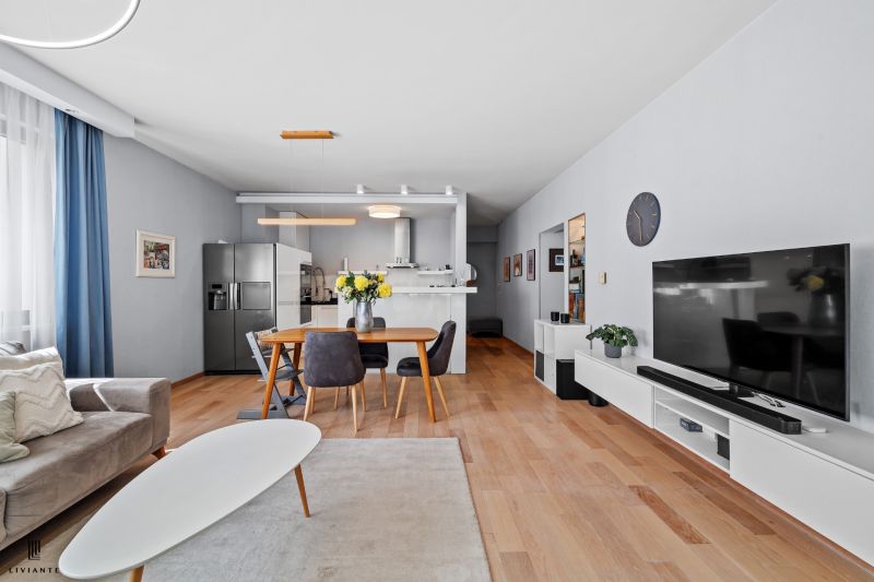 Sale Three bedroom apartment, Three bedroom apartment, Staré grunty, B