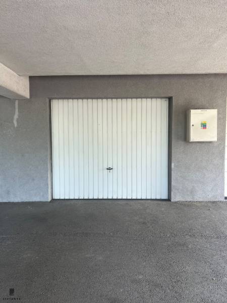Sale Garage, Garage, Vrakunská cesta, Bratislava - Ružinov, Slovakia