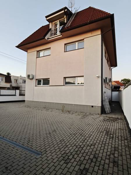Rent Offices, Offices, Odbojárska, Trnava, Slovakia