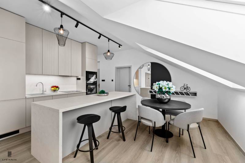 Rent Three bedroom apartment, Three bedroom apartment, Trnavská cesta,