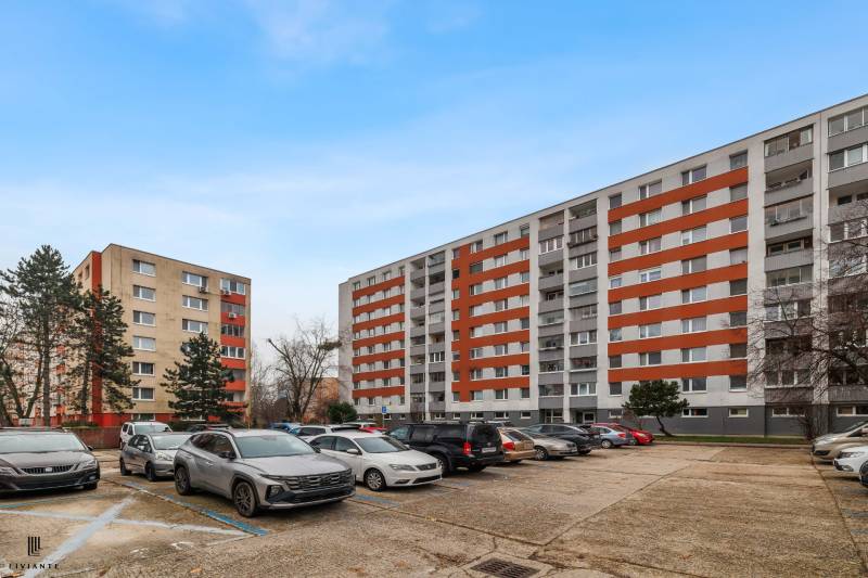 Sale Three bedroom apartment, Three bedroom apartment, Hrobákova, Brat