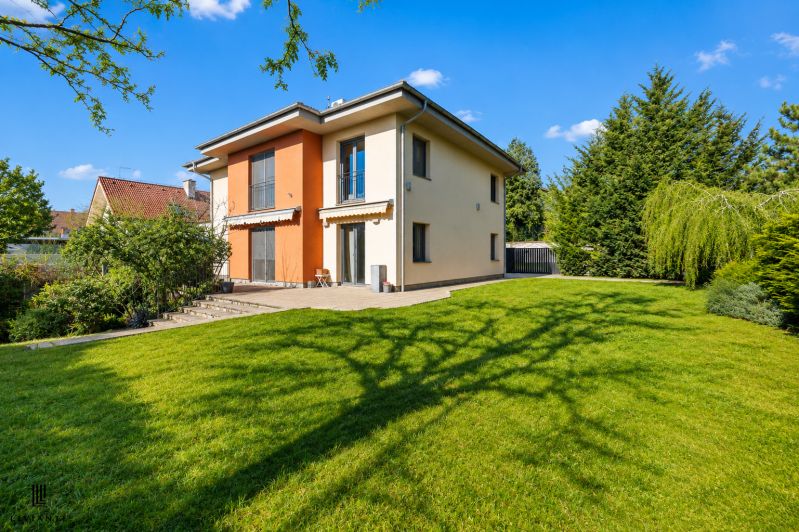 Sale Family house, Family house, Pod lesom, Bratislava - Karlova Ves, 
