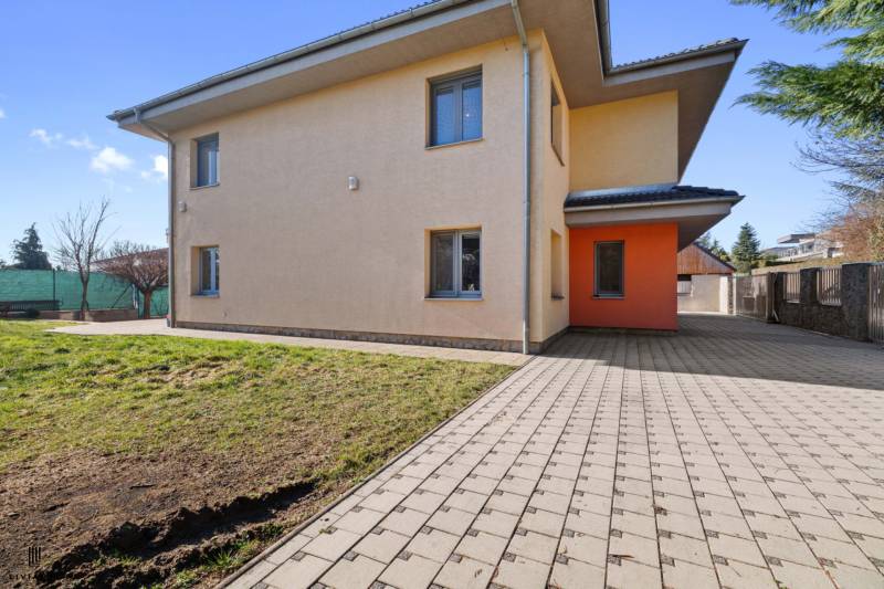 Sale Family house, Family house, Pod lesom, Bratislava - Karlova Ves, 