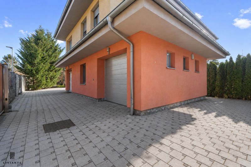 Sale Family house, Family house, Pod lesom, Bratislava - Karlova Ves, 