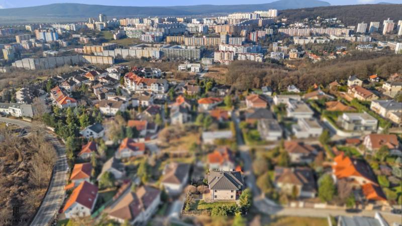 Sale Family house, Family house, Pod lesom, Bratislava - Karlova Ves, 