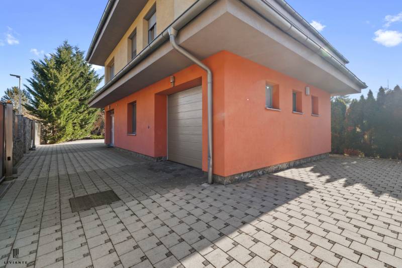 Sale Family house, Family house, Pod lesom, Bratislava - Karlova Ves, 