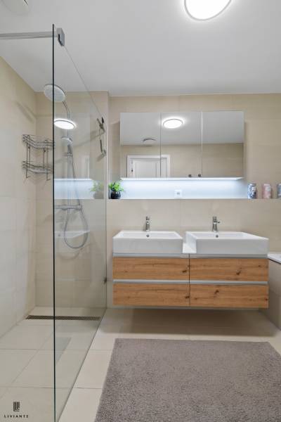 Rent Two bedroom apartment, Two bedroom apartment, Továrenská, Bratisl