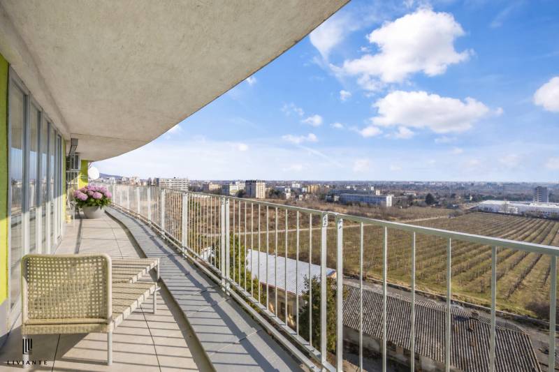 Sale Three bedroom apartment, Three bedroom apartment, Horská, Bratisl