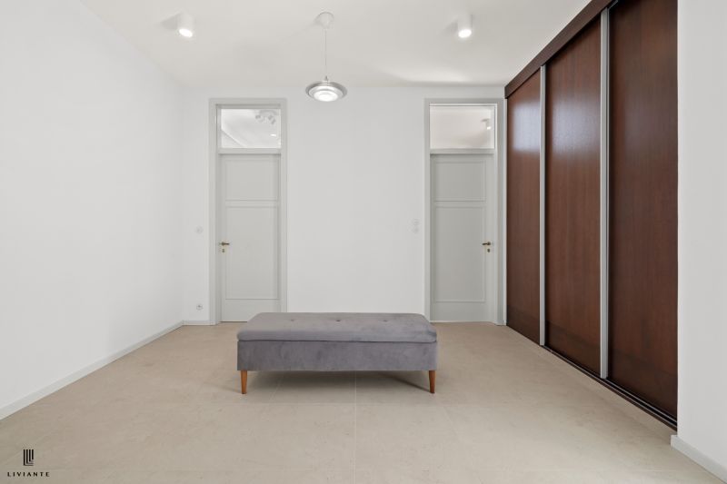 Rent Three bedroom apartment, Three bedroom apartment, Gröslingova, Br
