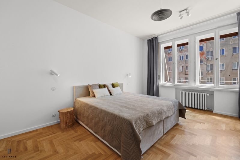 Rent Three bedroom apartment, Three bedroom apartment, Gröslingova, Br