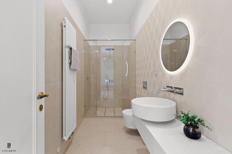 Rent Three bedroom apartment, Three bedroom apartment, Gröslingova, Br