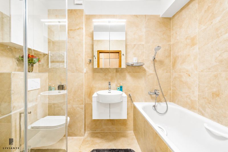 Rent Three bedroom apartment, Three bedroom apartment, Dunajská, Brati