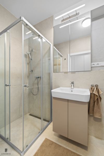 Rent One bedroom apartment, One bedroom apartment, Pod kopčekom, Brati