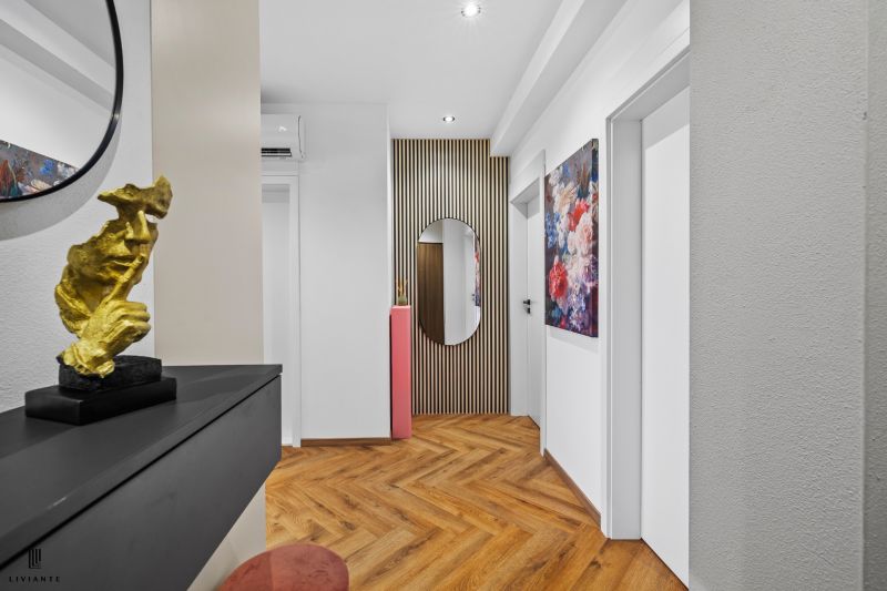 Rent Two bedroom apartment, Two bedroom apartment, Námestie 1.mája, Se