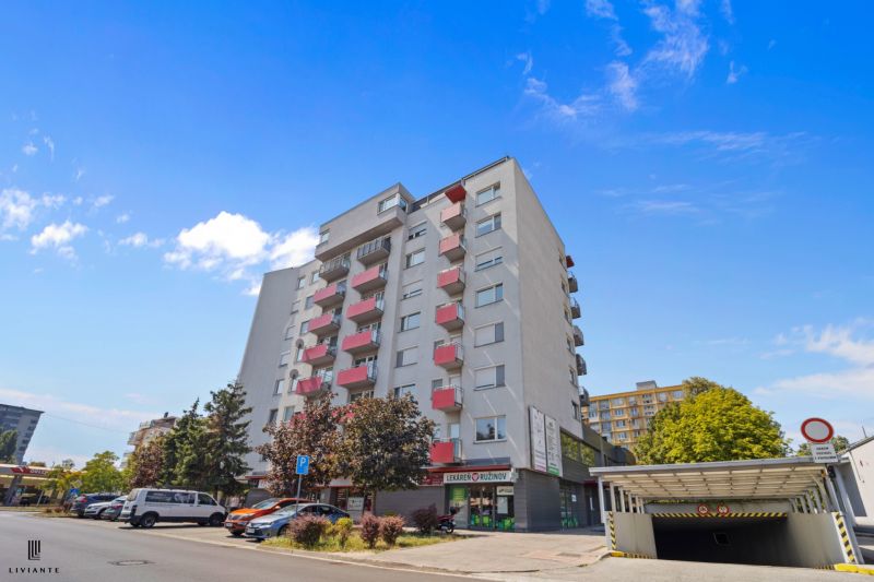 Sale Three bedroom apartment, Three bedroom apartment, Komárnická, Bra