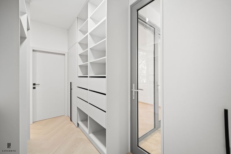 Sale Three bedroom apartment, Three bedroom apartment, Komárnická, Bra