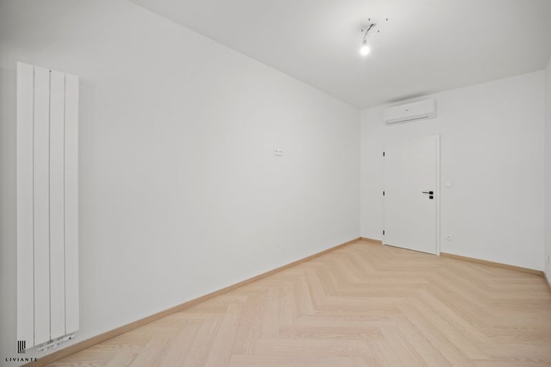 Sale Three bedroom apartment, Three bedroom apartment, Komárnická, Bra