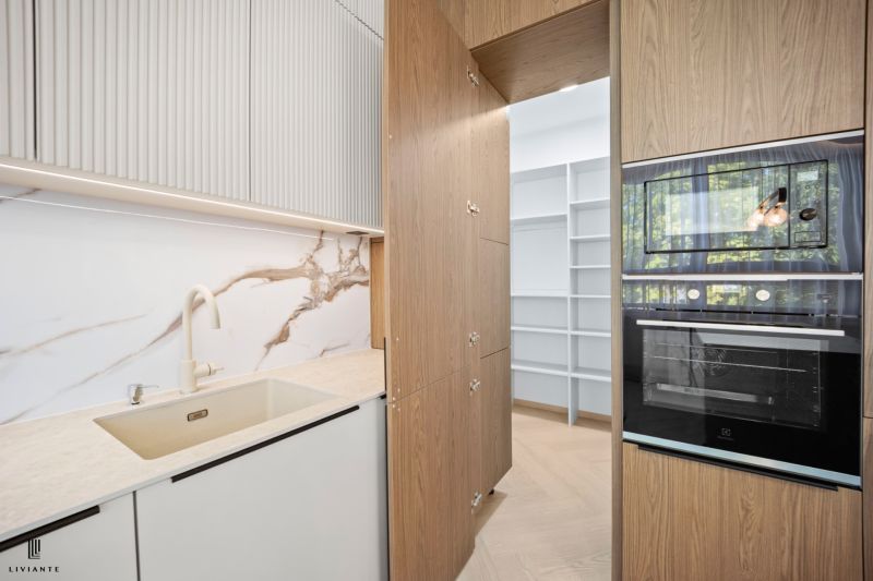 Sale Three bedroom apartment, Three bedroom apartment, Komárnická, Bra