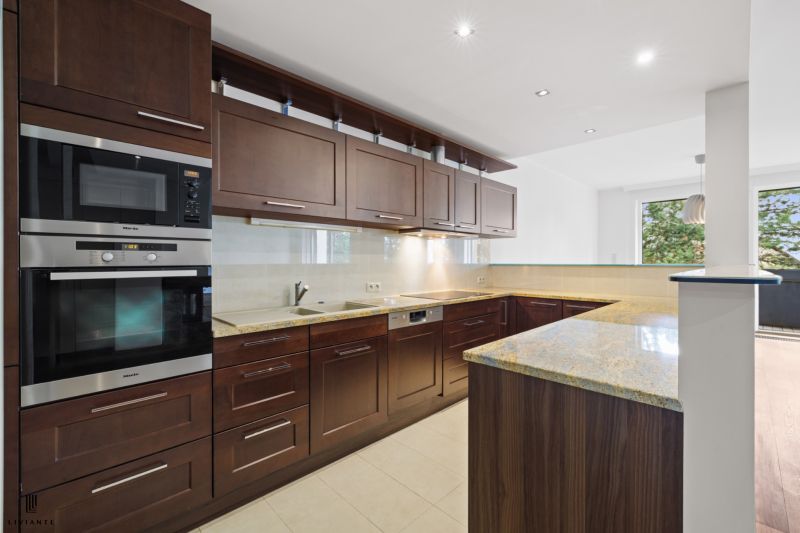 Rent Two bedroom apartment, Two bedroom apartment, Mudroňova, Bratisla