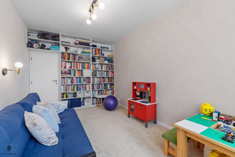 Rent Three bedroom apartment, Three bedroom apartment, Staré grunty, B