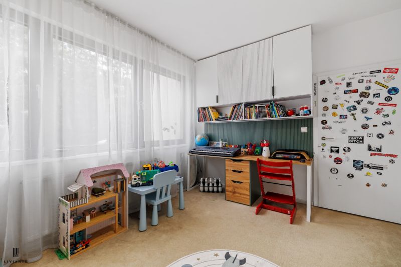 Rent Three bedroom apartment, Three bedroom apartment, Staré grunty, B