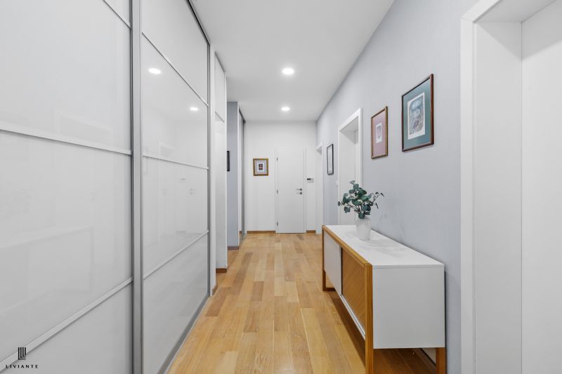 Rent Three bedroom apartment, Three bedroom apartment, Staré grunty, B