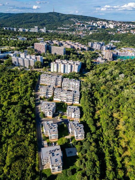 Rent Three bedroom apartment, Three bedroom apartment, Staré grunty, B