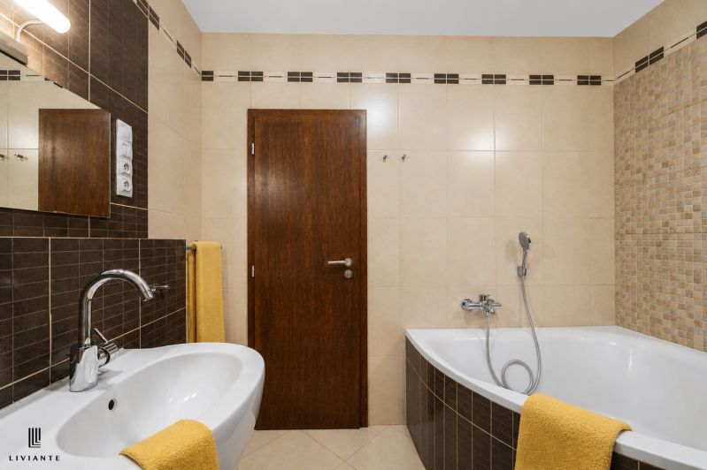 Sale Three bedroom apartment, Three bedroom apartment, Horská, Bratisl