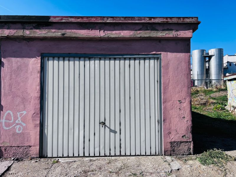 Sale Garage, Garage, Kukučínova, Bratislava - Nové Mesto, Slovakia